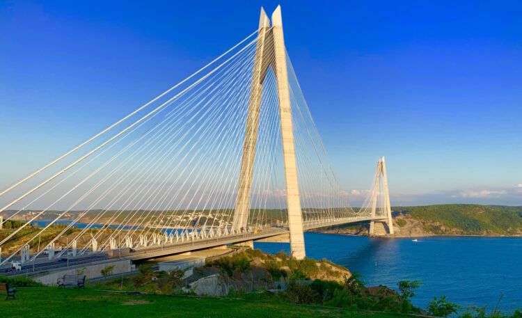 Il ponte di Yavuz Sultan Selim in Turchia